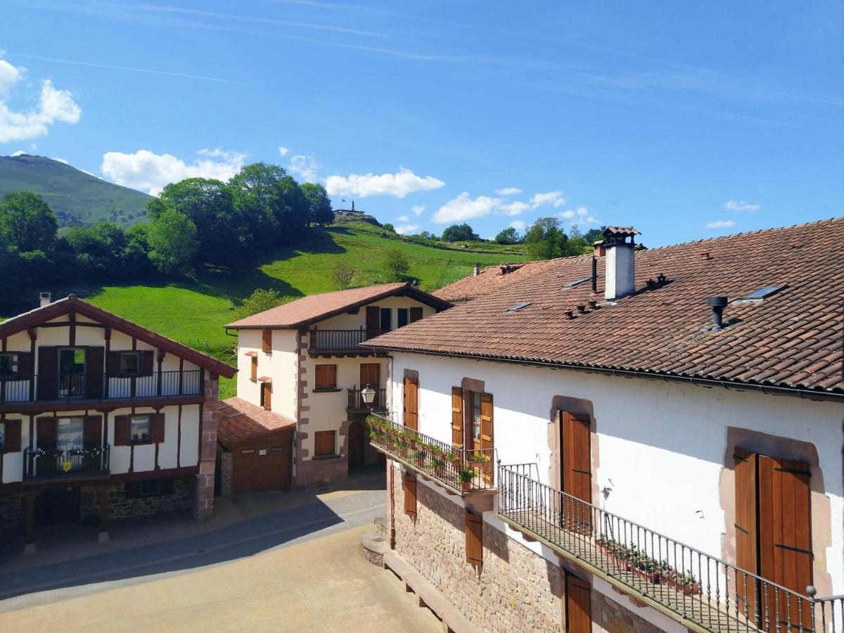 Albergue Amaiurko Aterpea Maya del Baztán Exterior foto